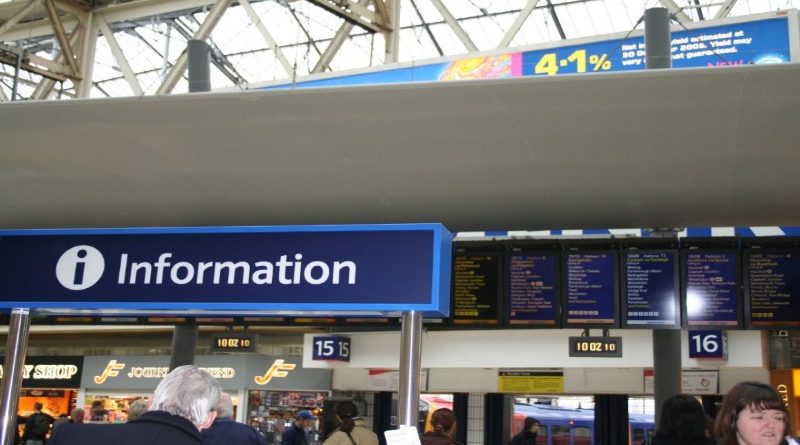 Путешествия: Люди не могут выехать со станции «Ватерлоо»