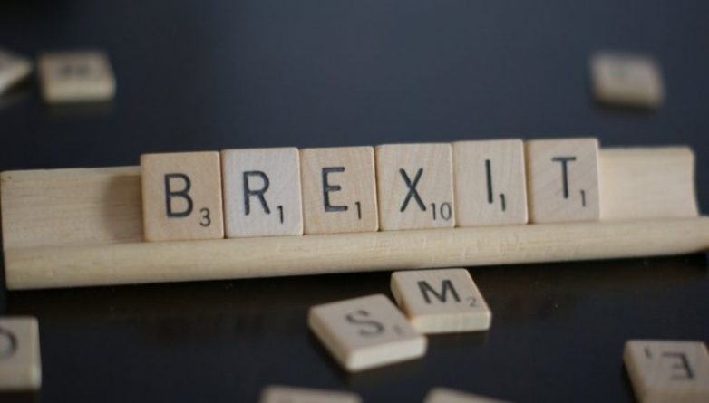Политика: Лондон признал финансовые обязательства перед ЕС в связи с Brexit