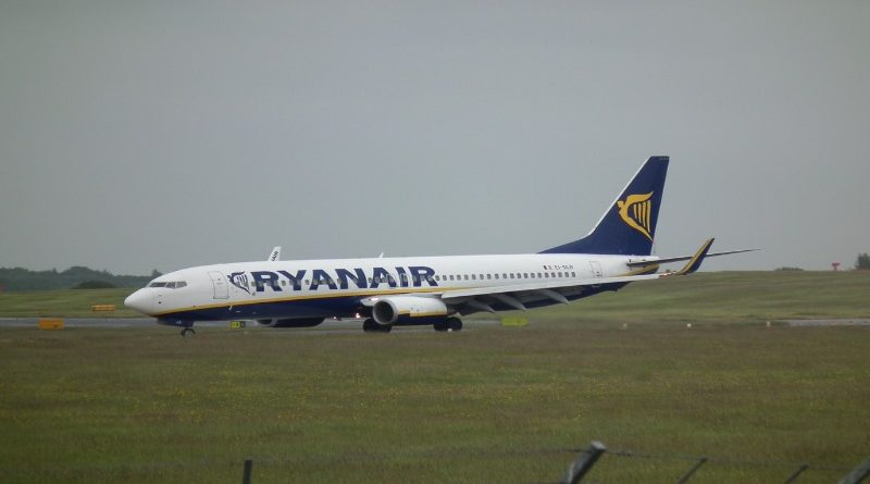 Ryanair грозится отменить авиасообщение между ЕС и Британией 12072017 Путешествия: Ryanair грозится отменить авиасообщение между ЕС и Британией