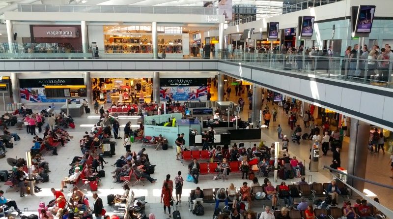 Диспетчеры в панике: британские аэропорты перегружены 21072017 Общество: Диспетчеры в панике: британские аэропорты перегружены