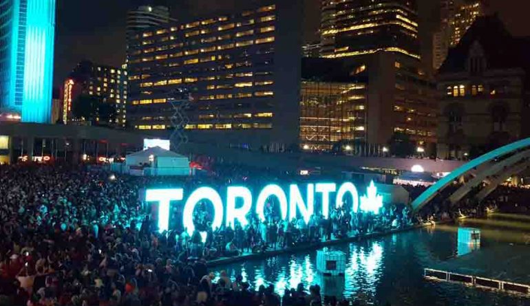 В мире: Канадцы отмечают 150-летие страны
