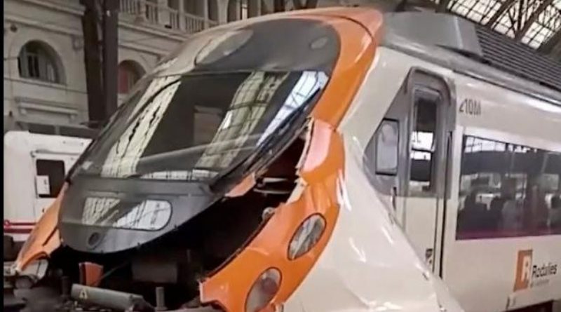 Крушение поезда в Барселоне: 48 раненых 28072017 В мире: Крушение поезда в Барселоне: 48 раненых