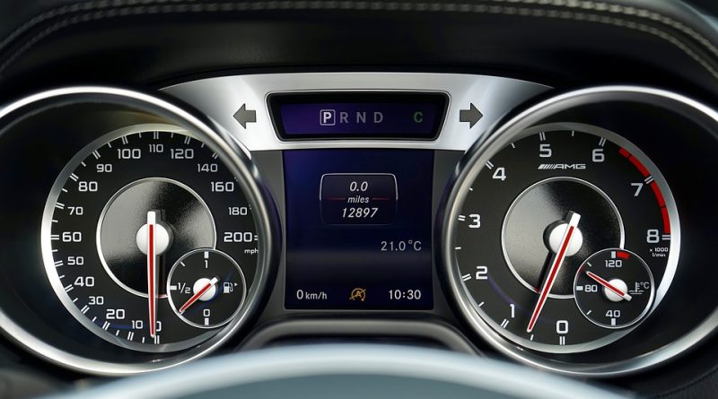 Лайфхаки и советы: Что означают индикаторы на панели машины