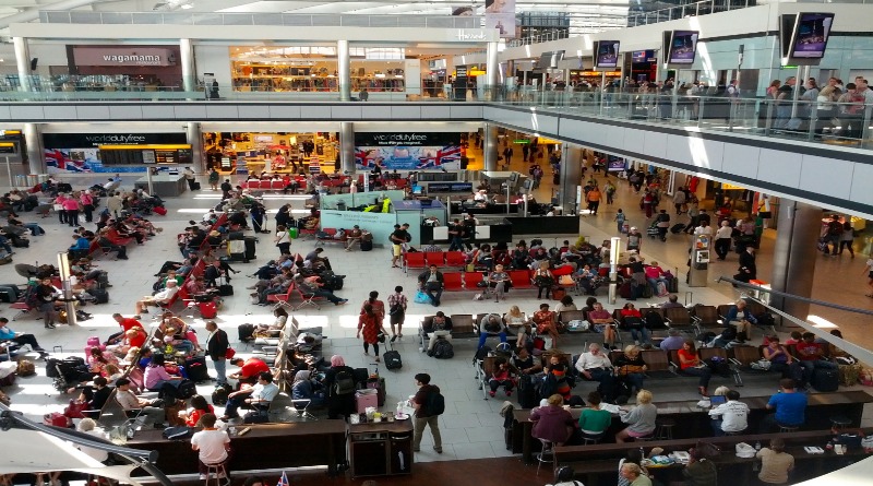 Путешествия: Аэропорты ввели плату за ускоренную регистрацию
