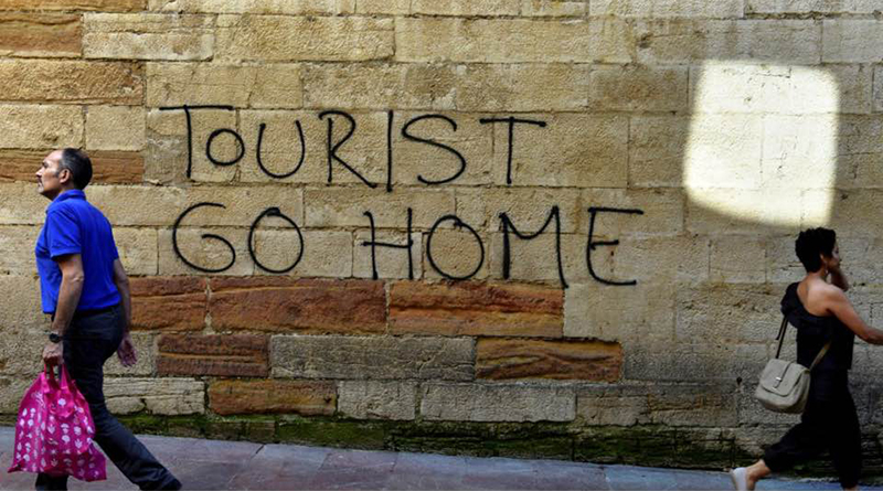 Путешествия: Испанские анархисты пугают иностранных туристов