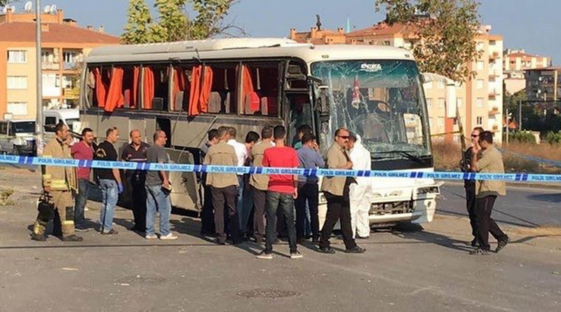 В мире: Теракт в турецком курортном городе: пострадали пассажиры автобуса