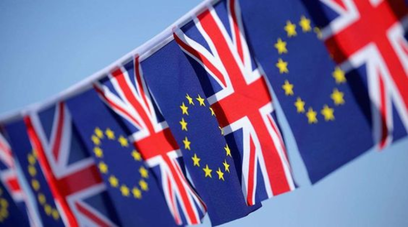 Политика: Брюссель и Лондон пока не нашли компромисс в переговорах по Brexit