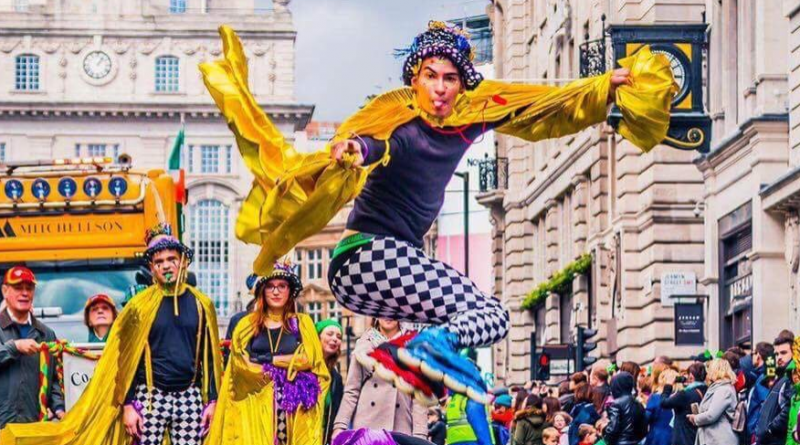 Итоги Notting Hill Carnival: 313 человек арестовано, 28 полицейских ранено 29082017 Галерея: Итоги Notting Hill Carnival: 313 человек арестовано, 28 полицейских ранено