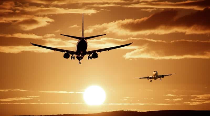 Путешествия: 15 лайфхаков для комфортного путешествия на самолете