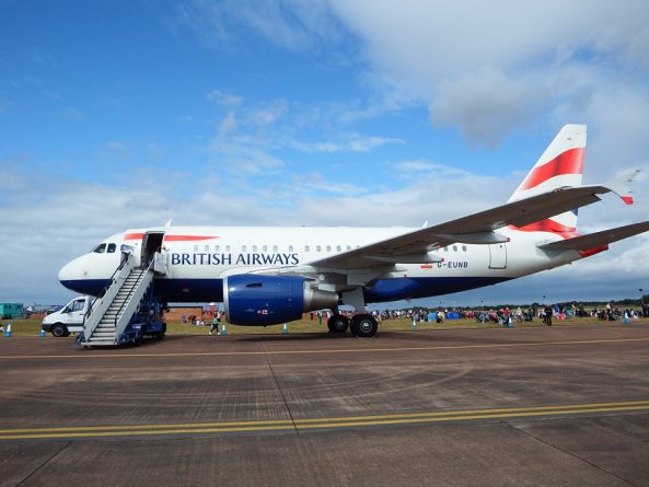 Происшествия: В самолете British Airways во время полета загорелся двигатель