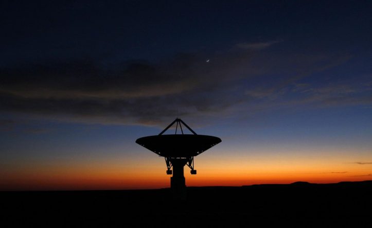 В мире: Астрономы зафиксировали 15 радиосигналов из далекого космоса