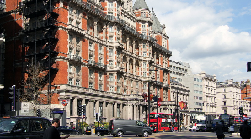 Недвижимость: Недвижимость в Лондоне падает в цене
