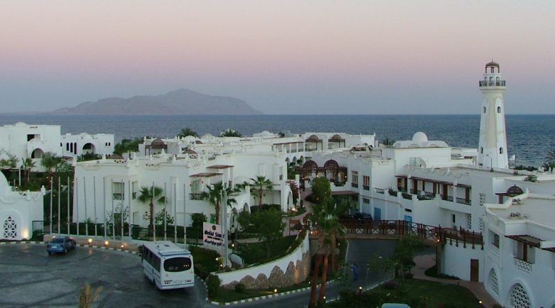 Путешествия: Египет просит Великобританию отменить запрет на полеты в Шарм-эль-Шейх