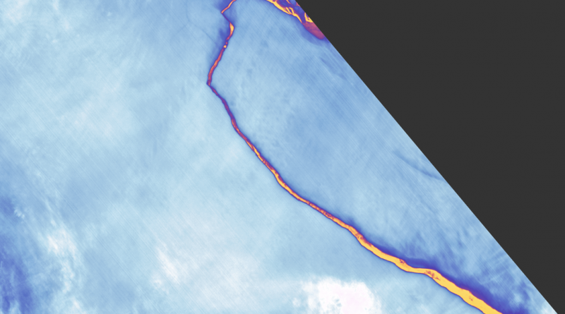 Опасная экспедиция к самому большому айсбергу в мире 11102017 Путешествия: Опасная экспедиция к самому большому айсбергу в мире