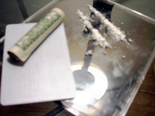 Происшествия: В Лланелли полиция изъяла кокаин на сумму £12 тысяч