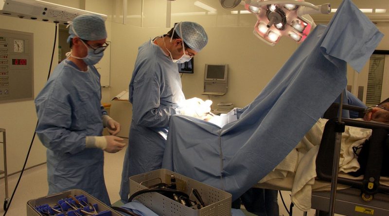 Здоровье и красота: Британские хирурги могут проводить значительно больше операций