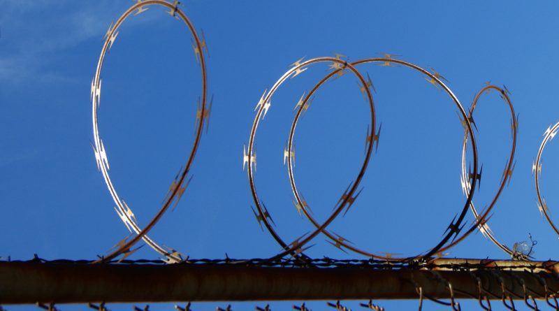 Задержаны грабители, совершившие более 100 преступлений 12102017 Закон и право: Задержаны грабители, совершившие более 100 преступлений