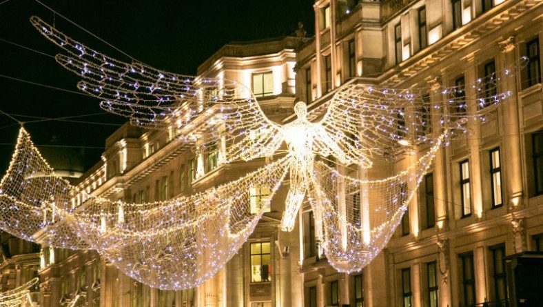 Досуг: В Лондоне скоро зажгутся рождественские огни