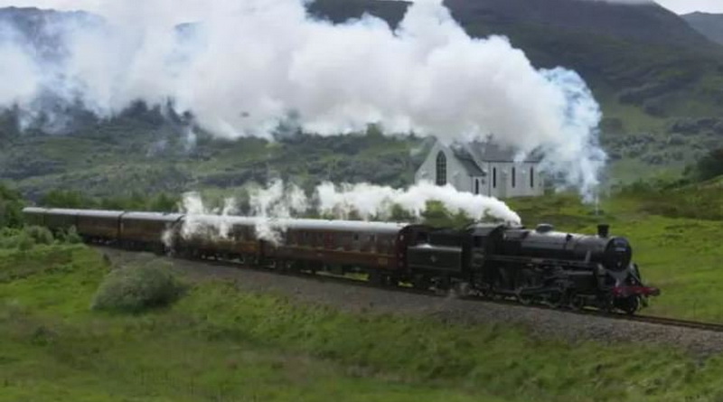 Происшествия: Семью путешественников спас поезд из "Гарри Поттера"