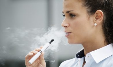 Ученые переживают, что электронные сигареты могут вызывать рак мочевого пузыря