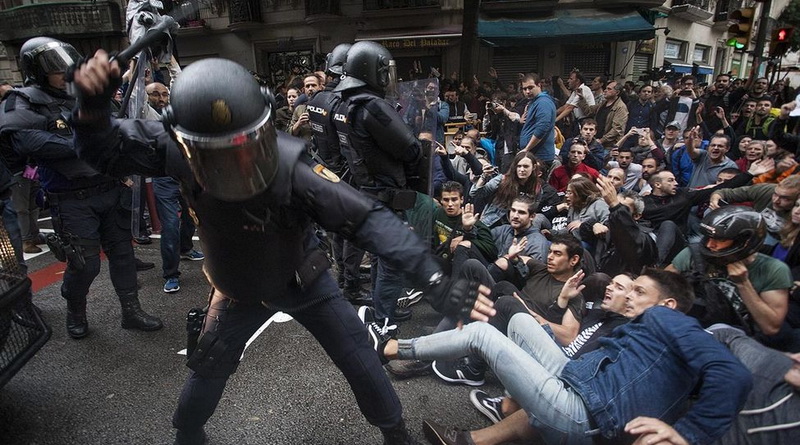 В мире: Референдум о независимости Каталонии: 38 человек ранено