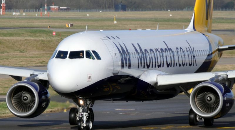 Большая часть пассажиров Monarch вернулась в Великобританию 09102017 Бизнес и финансы: Большая часть пассажиров Monarch вернулась в Великобританию