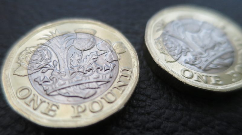 До вывода из обращения круглых однофунтовых монет осталось полторы недели 05102017 Бизнес и финансы: До вывода из обращения круглых однофунтовых монет осталось полторы недели