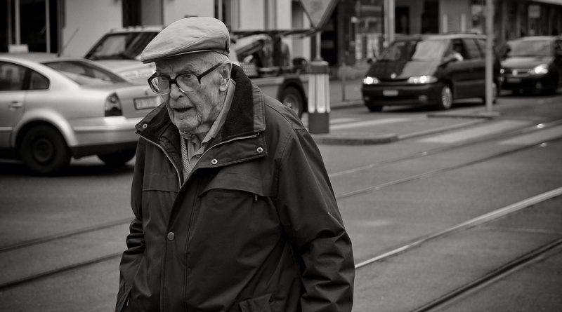 Треть британцев не имеет накоплений перед выходом на пенсию 21102017 Бизнес и финансы: Треть британцев не имеет накоплений перед выходом на пенсию