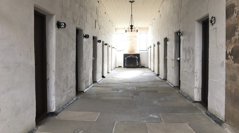 Закон и право: Из-за тесных тюрем румынские преступники прячутся в Великобритании