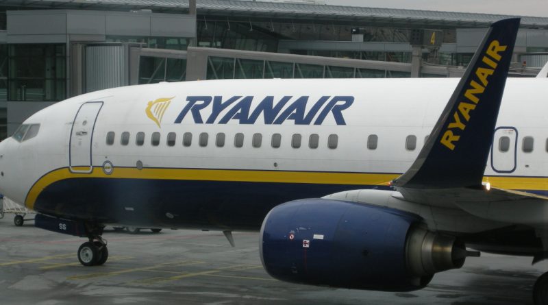 Общество: Ryanair вынуждена отменить еще более 200 рейсов