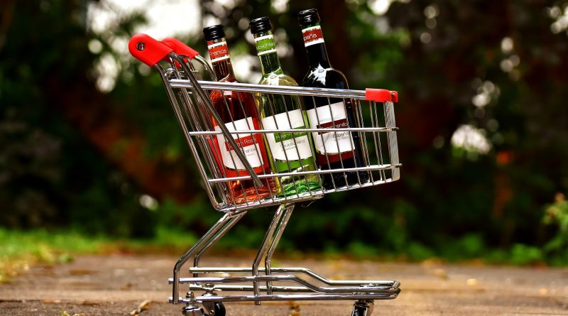 Бизнес и финансы: В британских магазинах падают продажи