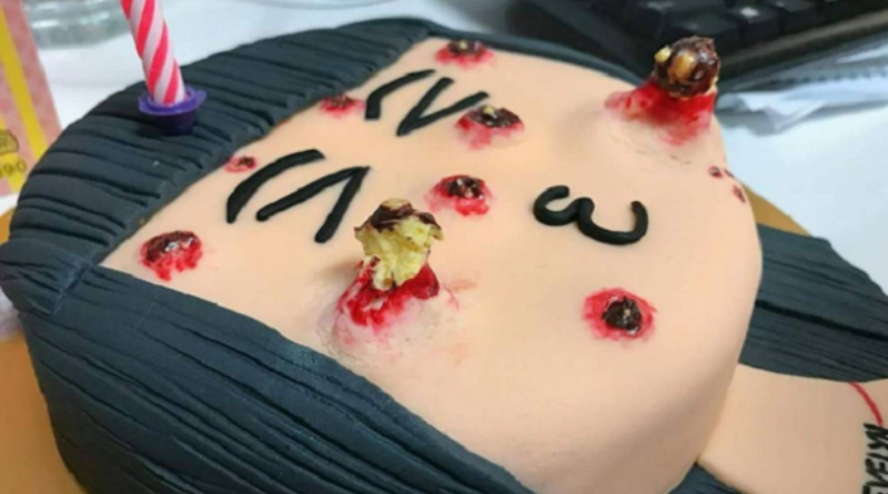 Существуют торты, на которых можно давить прыщи 13102017 Досуг: Существуют торты, на которых можно давить прыщи