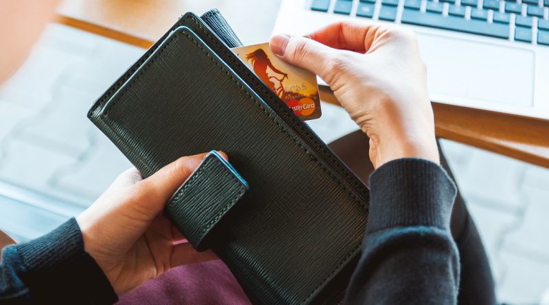 Плюсы и минусы кредитных карт с функцией cashback 01112017 Лайфхаки и советы: Плюсы и минусы кредитных карт с функцией cashback