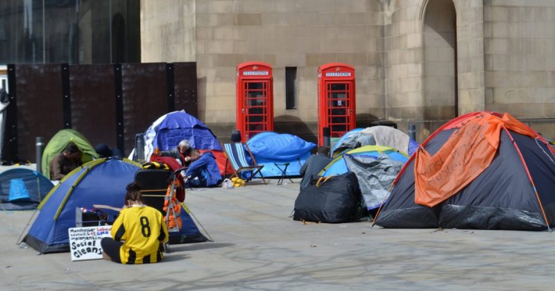 Общество: Бездомных британцев собираются штрафовать на £1000