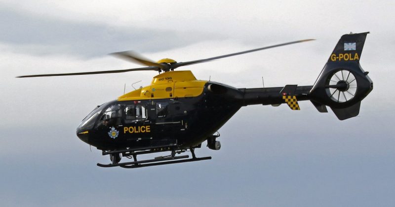 Происшествия: Полиция арестовала молодого человека, направившего лазерный луч на спасательный вертолет 