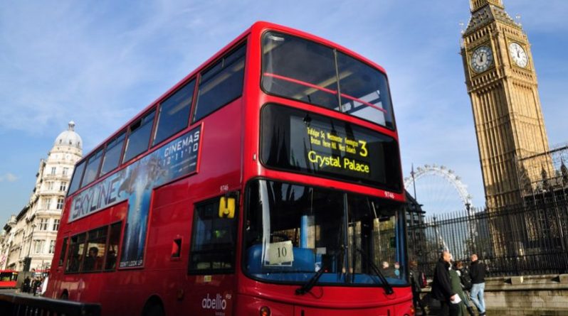 Происшествия: Разыскивается извращенец, пристающий к девочкам в лондонских автобусах