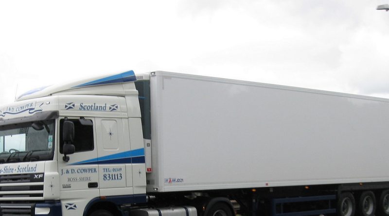 Албанская молодежь пробирается в Великобританию в грузовиках 27112017 Общество: Албанская молодежь пробирается в Великобританию в грузовиках