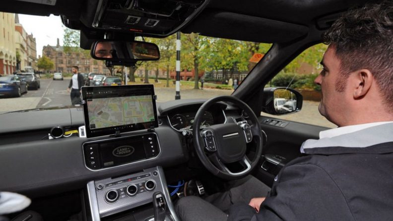 Технологии: В Ковентри испытали беспилотные автомобили на обычной магистрали