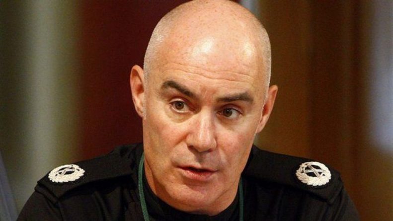 Происшествия: Шотландский полицейский обвиняется в совершении криминальных действий