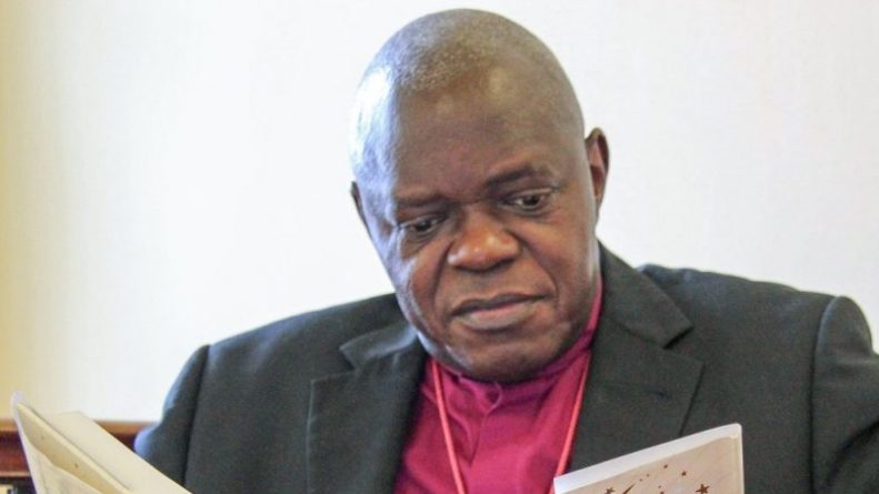 Общество: Архиепископ Йоркский завершил свой 10-летний протест против Мугабе