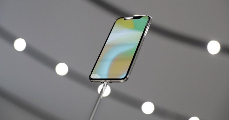 Технологии: iPhone Х быстро ломается и требует дорогого ремонта