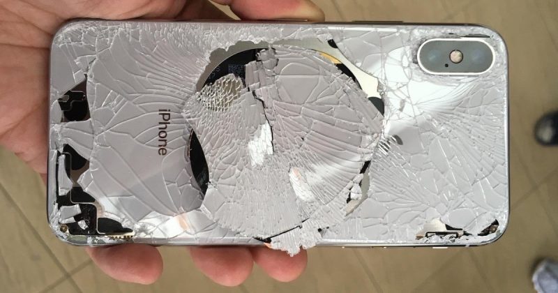 Досуг: Видео людей, которые уже уронили новенький iPhone X