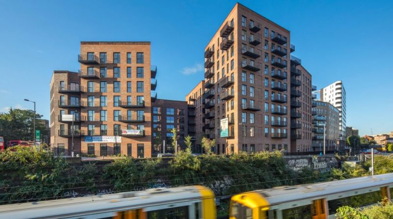 Лейбористы заставят девелоперов строить доступное жилье 07112017 Бизнес и финансы: Лейбористы заставят девелоперов строить доступное жилье