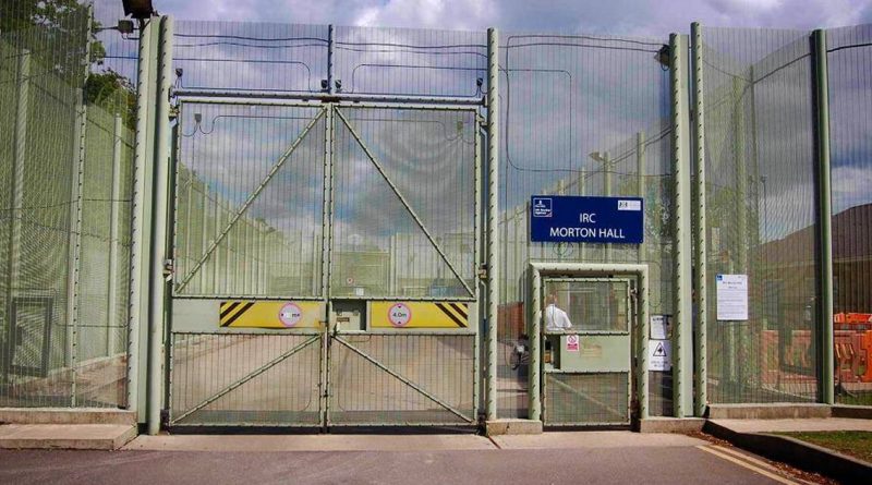 Британские центры содержания мигрантов проверят из-за череды смертей 21112017 Закон и право: Британские центры содержания мигрантов проверят из-за череды смертей