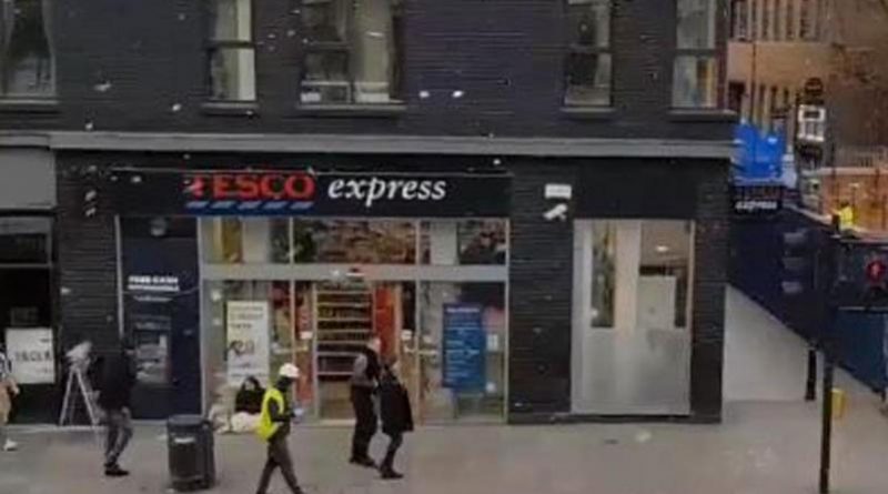 В Лондоне выпал первый снег 30112017 Погода: В Лондоне выпал первый снег