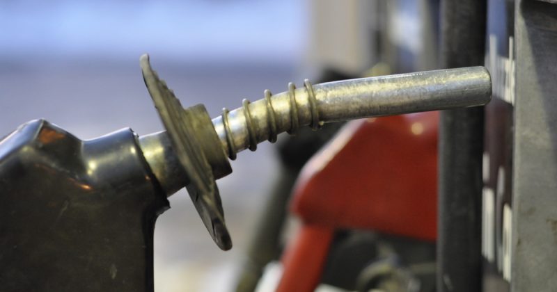 Бизнес и финансы: Британцам рекомендуют приготовиться к росту цен на бензин
