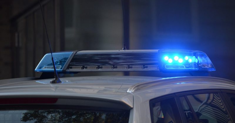 Происшествия: Ливерпульского полицейского сбил фургон