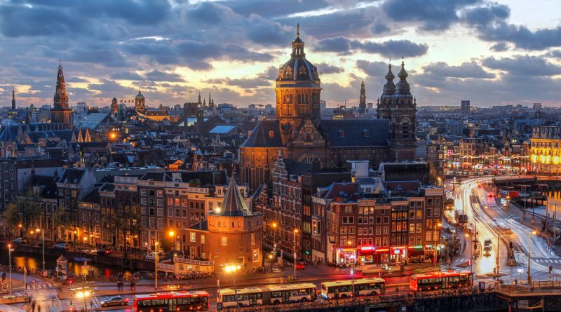 Бизнес и финансы: Лондон потеряет 900 рабочих мест после переезда в Амстердам агентства ЕАЛС