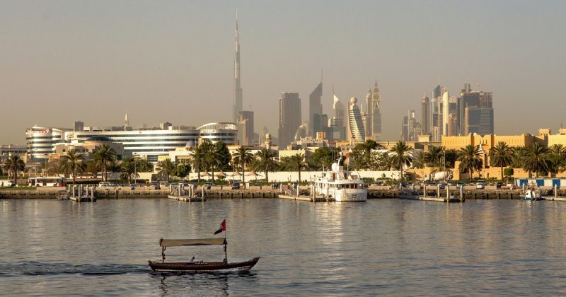 Закон и право: Дубай: британцу грозит два года тюрьмы за курение конопли