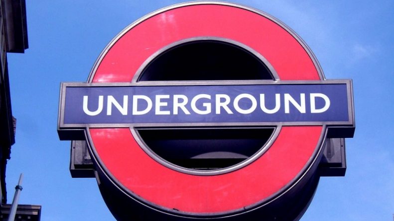 Без рубрики: Проблемы в лондонском метро: сбой системы привел к задержкам на линии Дистрикт